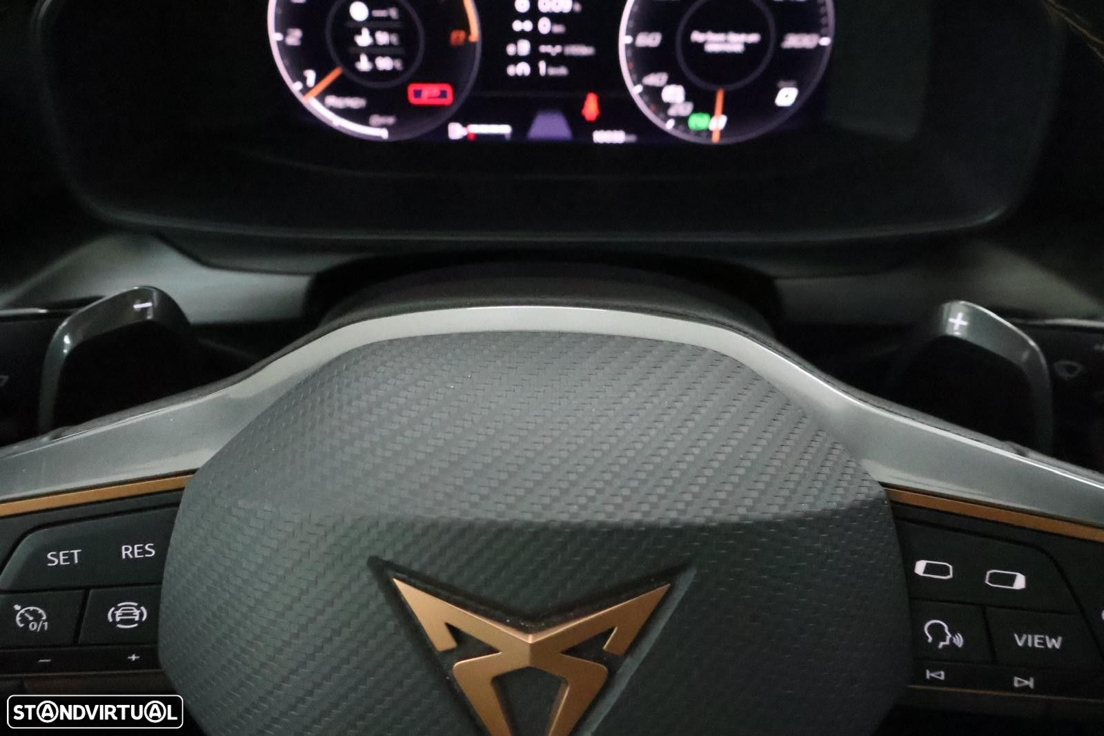 Cupra Leon 1.5 eTSI DSG - 23
