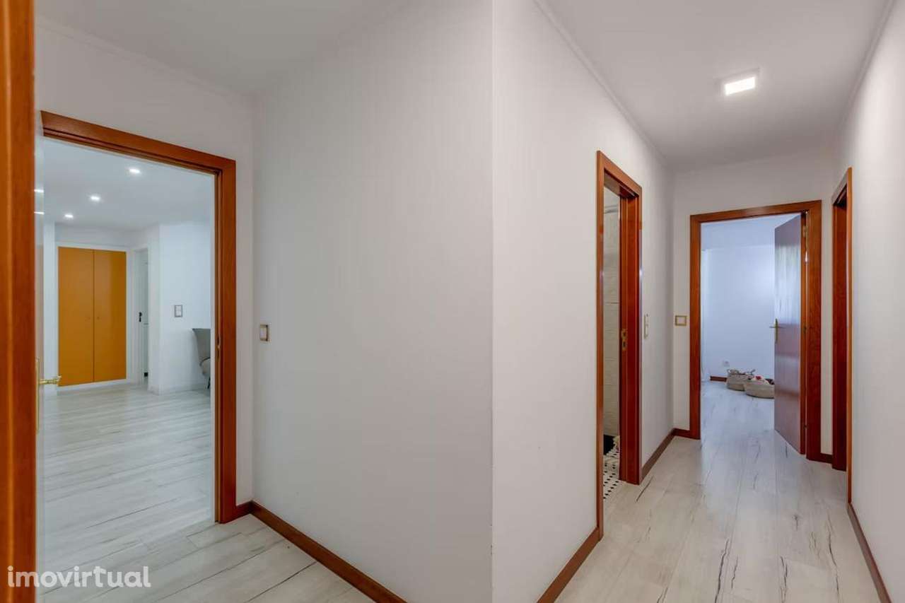 Apartamento Mobilado - Charneca - Grande imagem: 2/25