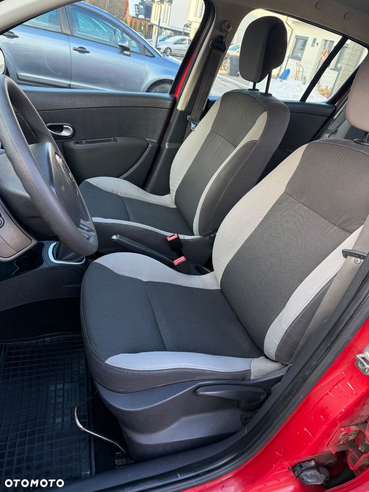 Renault Clio 1.2 16V Alize Euro5 - 16