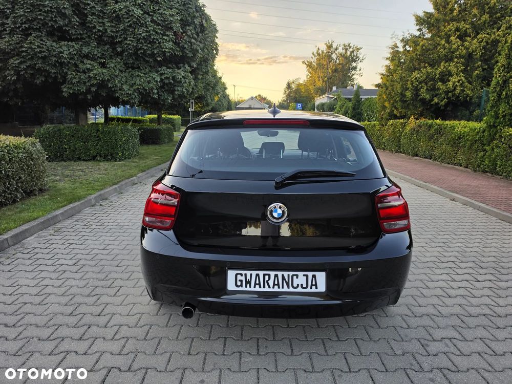 BMW Seria 1 116i Sport Line - 12