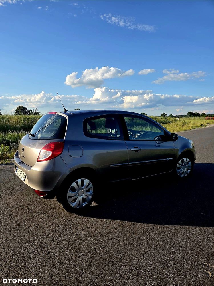 Renault Clio - 3
