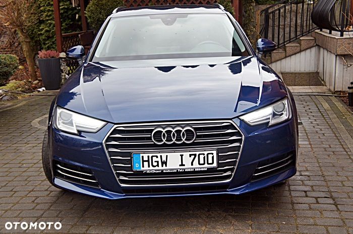 Audi A4 Avant 2.0 TDI S tronic sport - 2