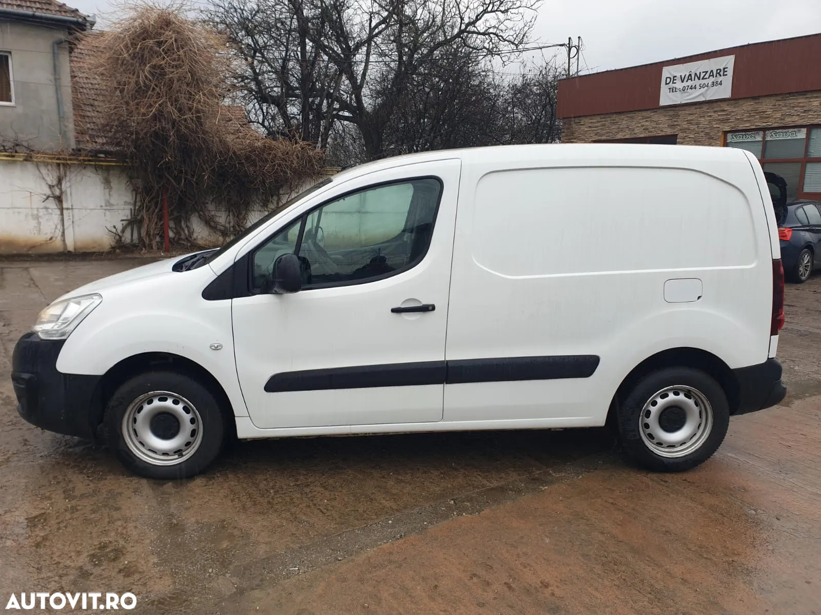 Peugeot Partner Combi 1.6 HDi 75 CP Confort FAP - 4