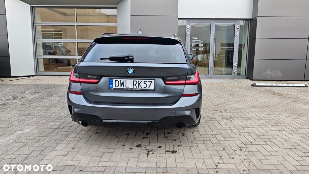 BMW Seria 3 320d xDrive Edition M Sport Shadow - 6