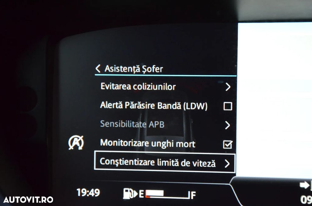 Jaguar F-Pace 25d AWD Aut. R-Sport - 38