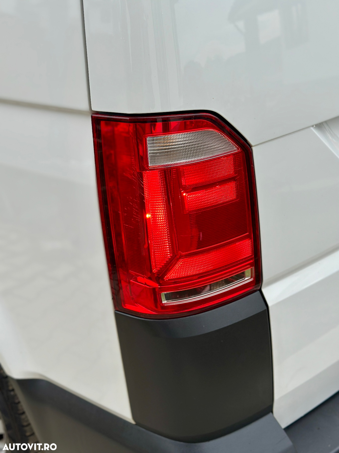 Volkswagen Transporter Kombi T6 2.0 TDI 110 kW LR - 16
