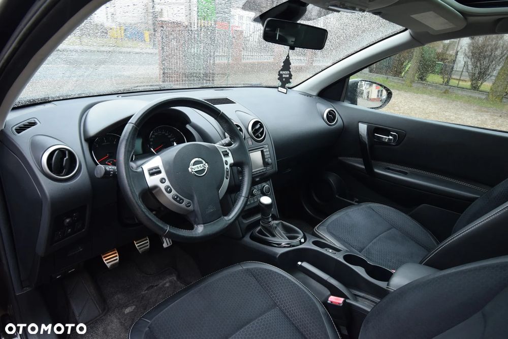 Nissan Qashqai 1.6 dCi DPF acenta - 14
