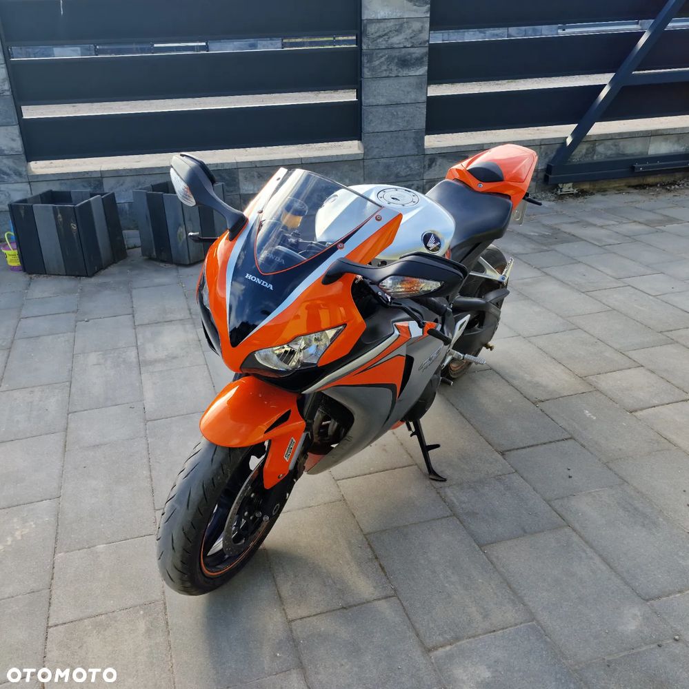 Honda CBR - 10