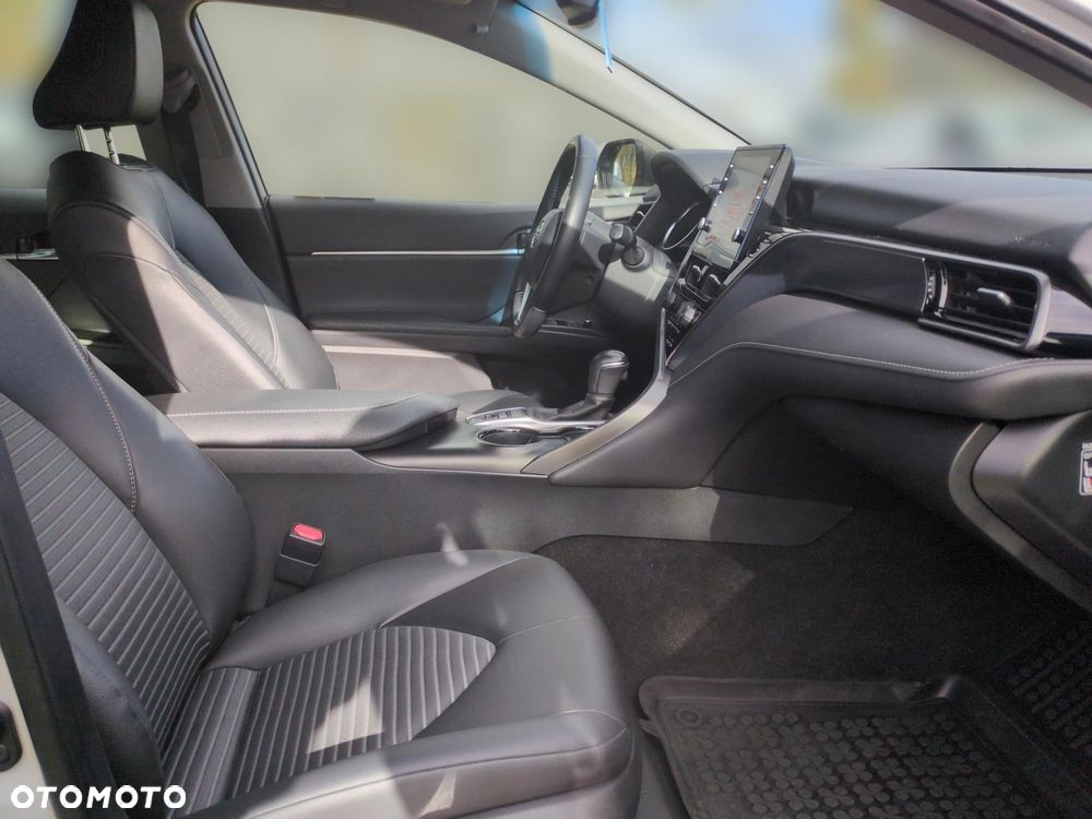 Toyota Camry 2.5 Hybrid Prestige CVT - 9