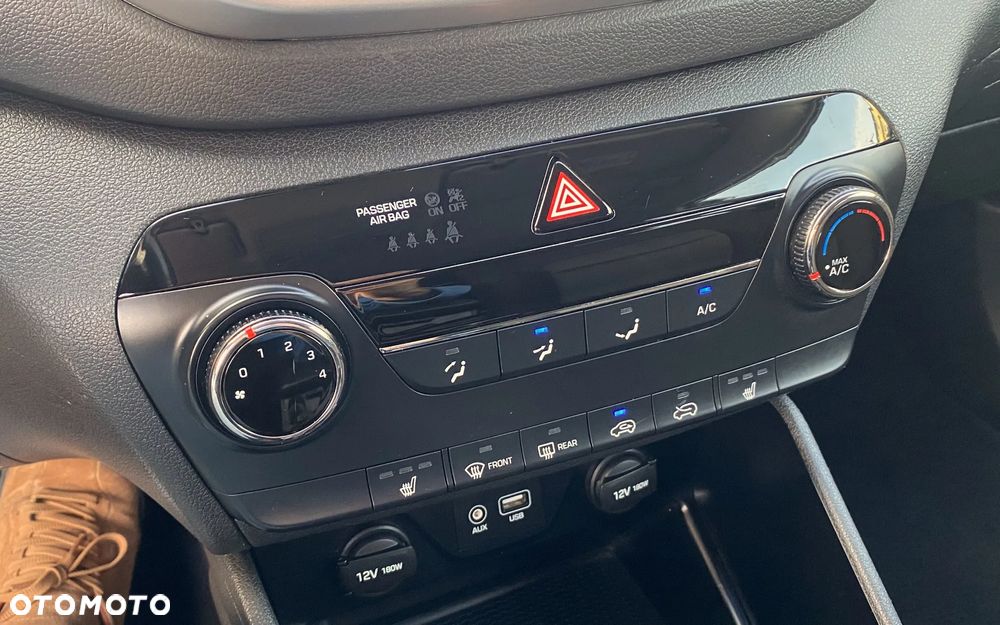 Hyundai Tucson blue 1.7 CRDi 2WD Style - 31