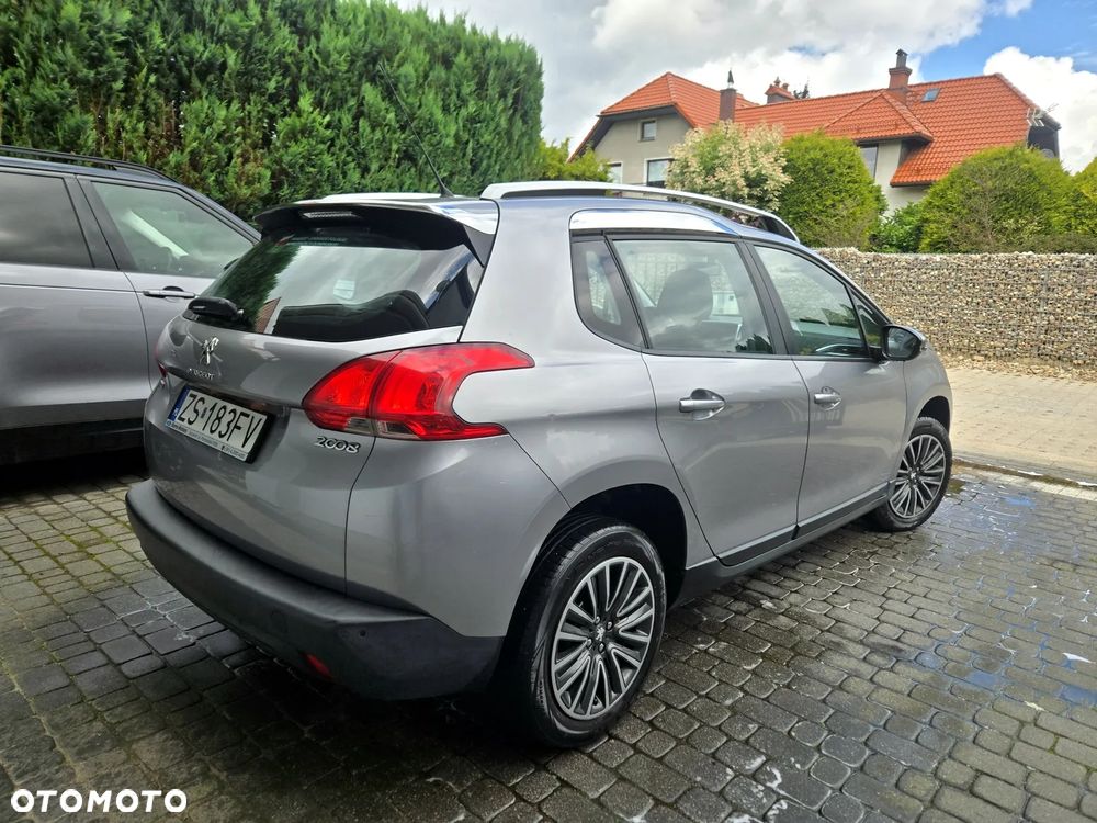 Peugeot 2008 1.2 VTi/Pure Tech Active - 4