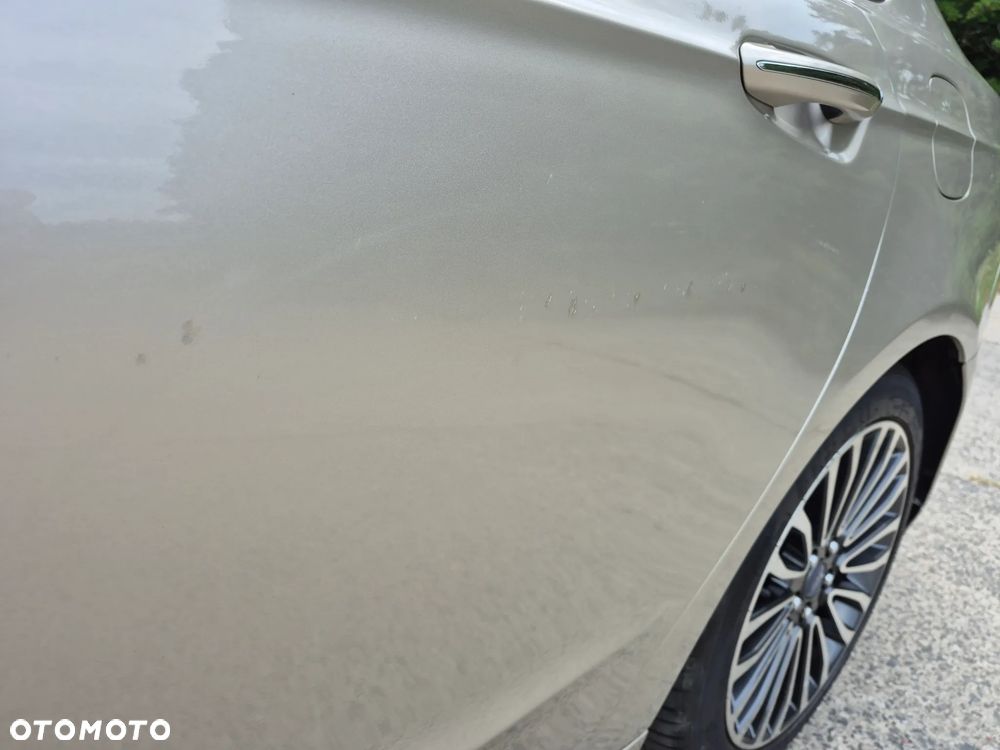 Ford Fusion - 5