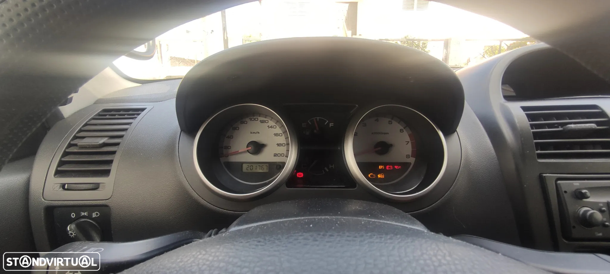 Suzuki Ignis 1.3 VVT 16V GL - 10