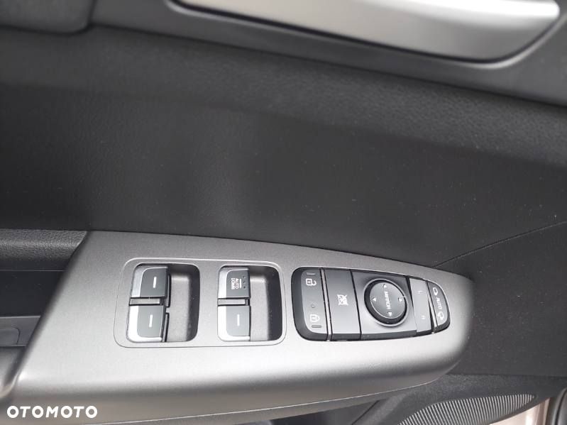 Kia Sportage 1.6 GDI M 2WD - 11