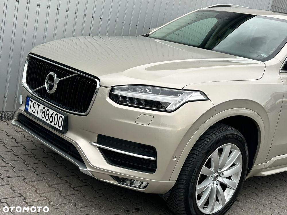 Volvo XC 90 D5 SCR AWD Momentum - 1