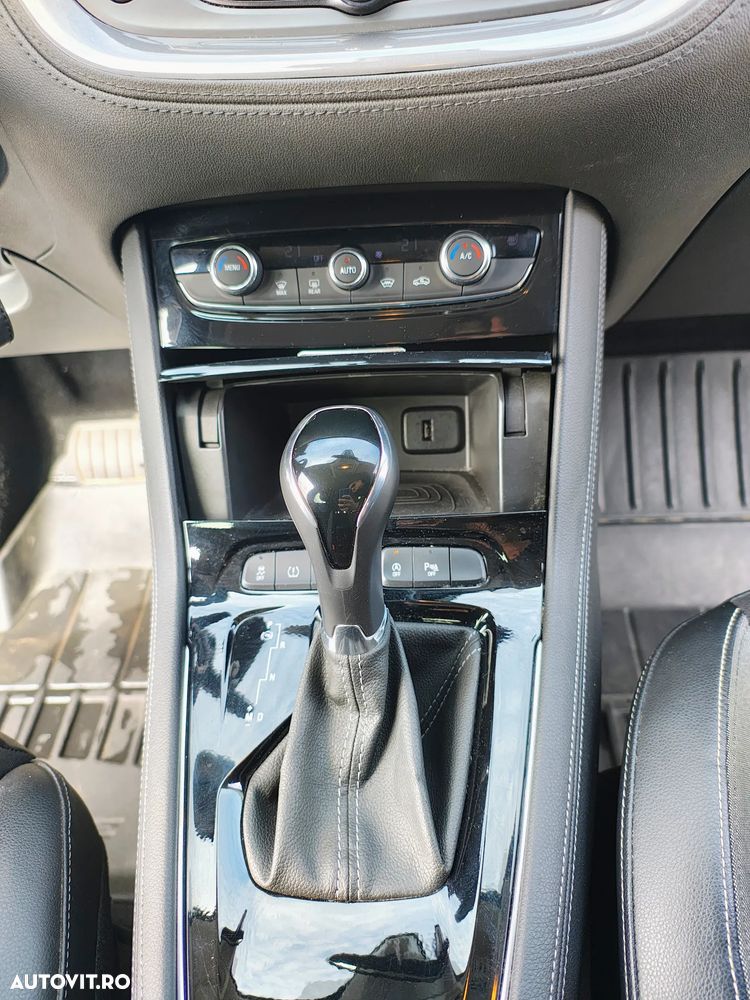 Opel Grandland X - 14
