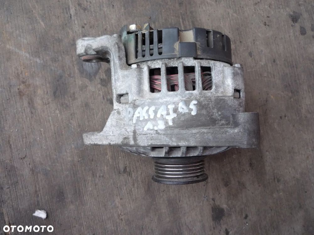 VW PASSAT B5 LIFT 1.8T ALTERNATOR - 1