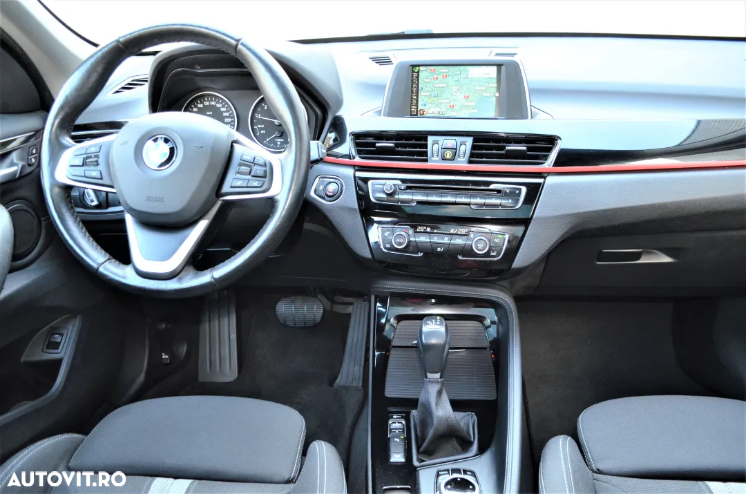 BMW X1 xDrive20i AT - 7