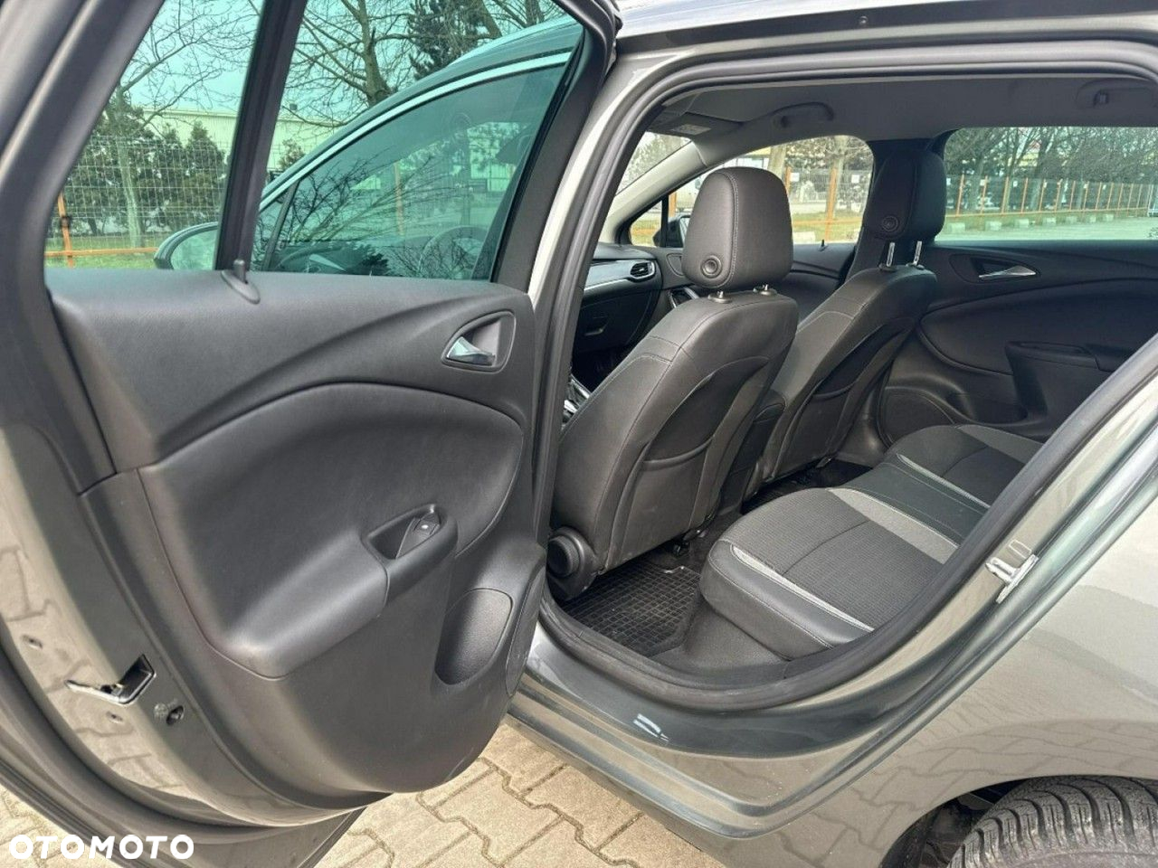 Opel Astra V 1.5 CDTI Business Elegance S&S - 14