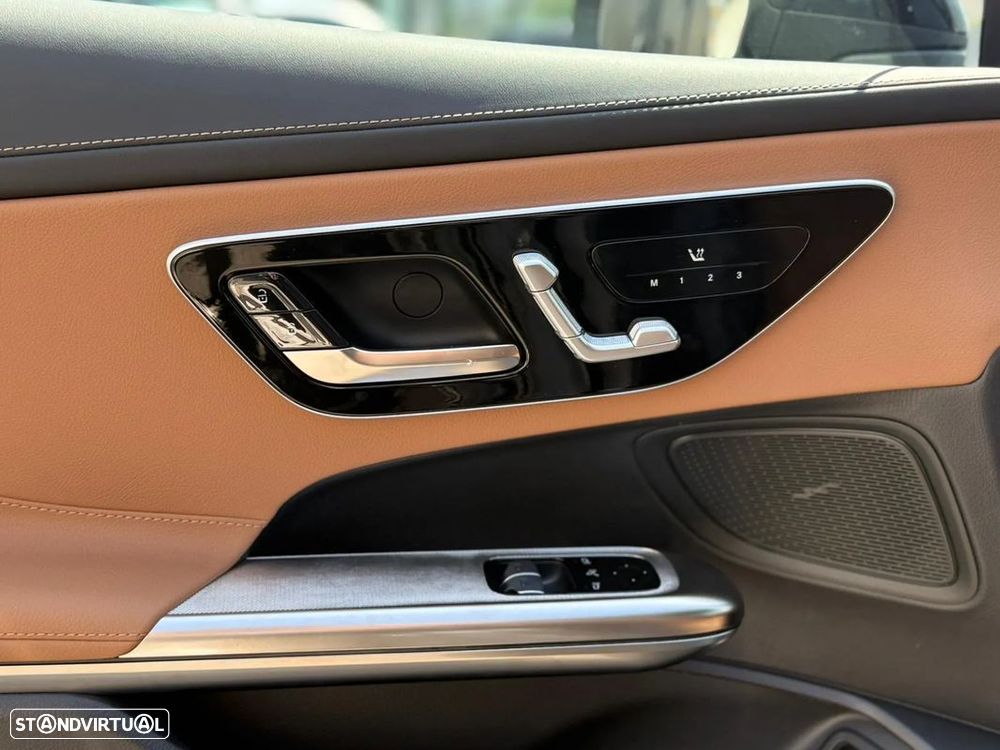 Mercedes-Benz CLE 300 e - 14