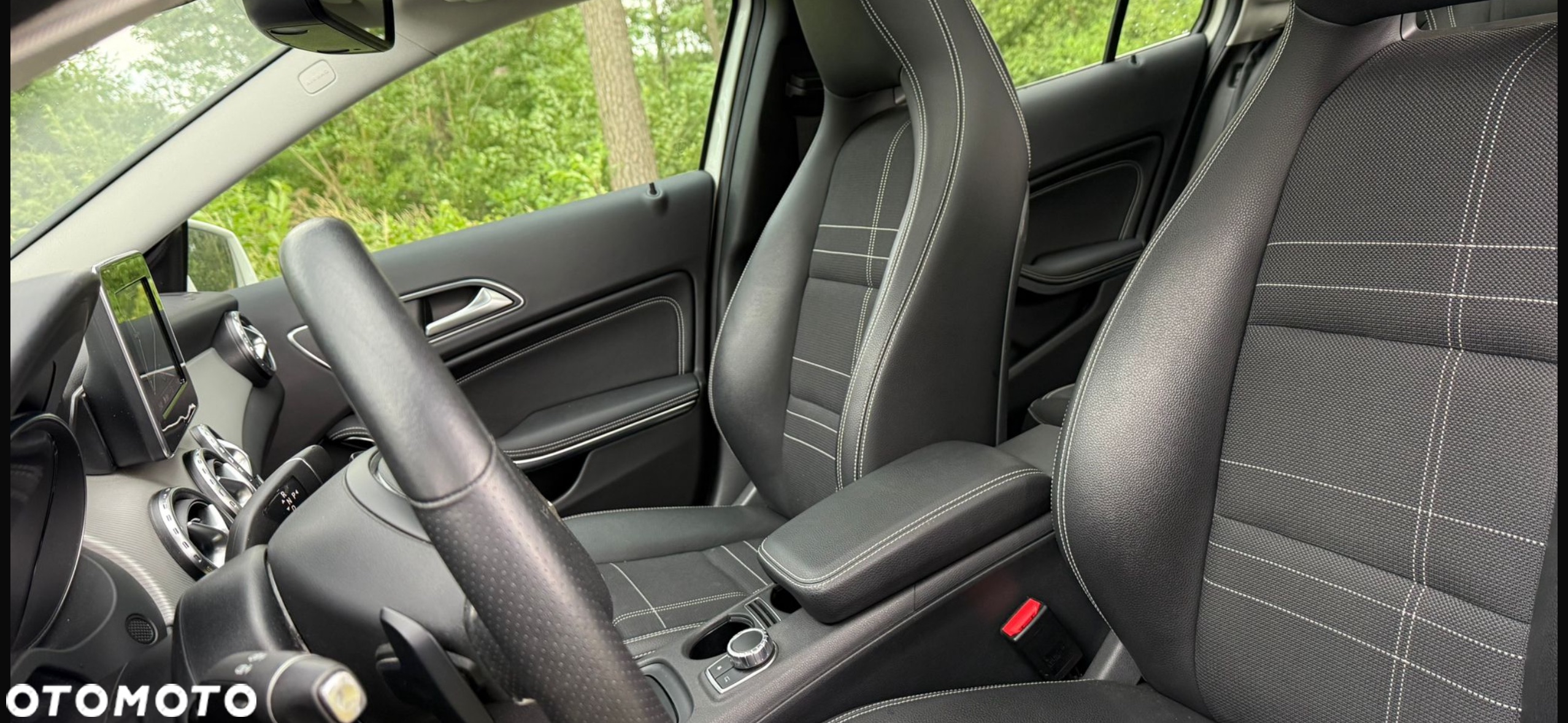 Mercedes-Benz GLA 200 7G-DCT Activity Edition - 16