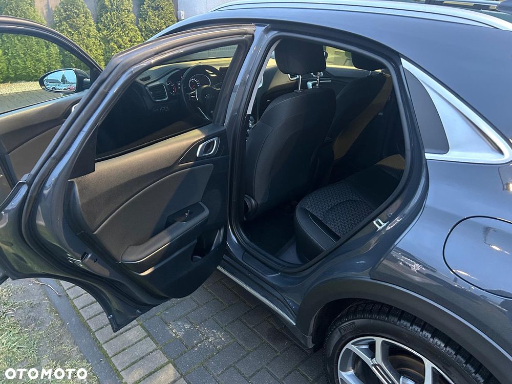 Kia XCeed 1.5 T-GDI M DCT - 23