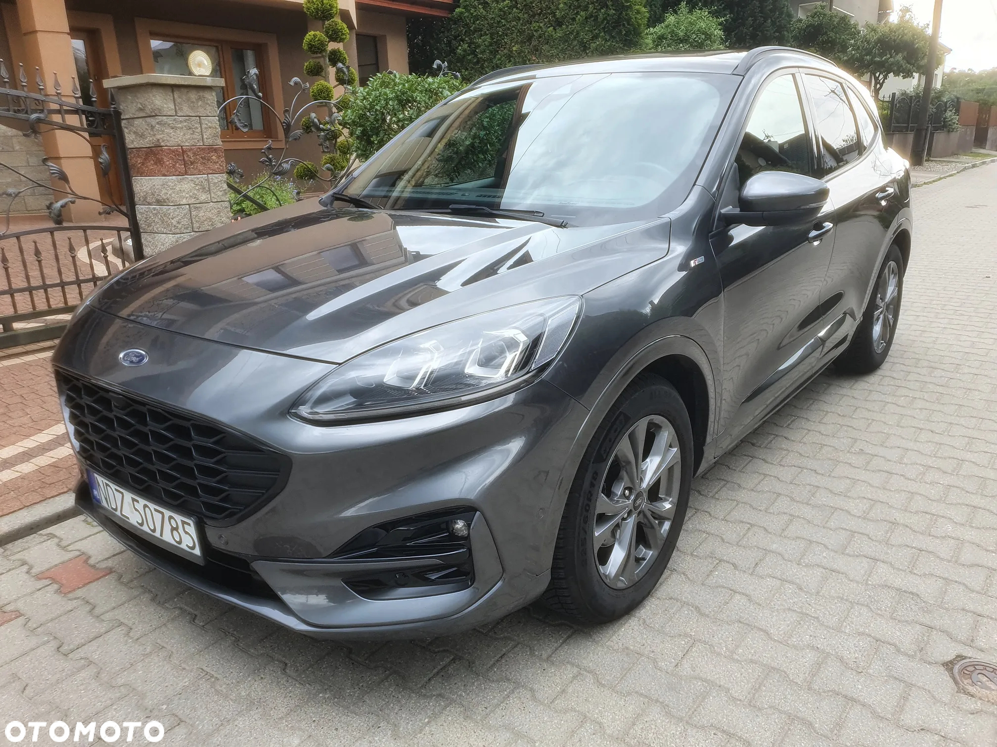 Ford Kuga - 4