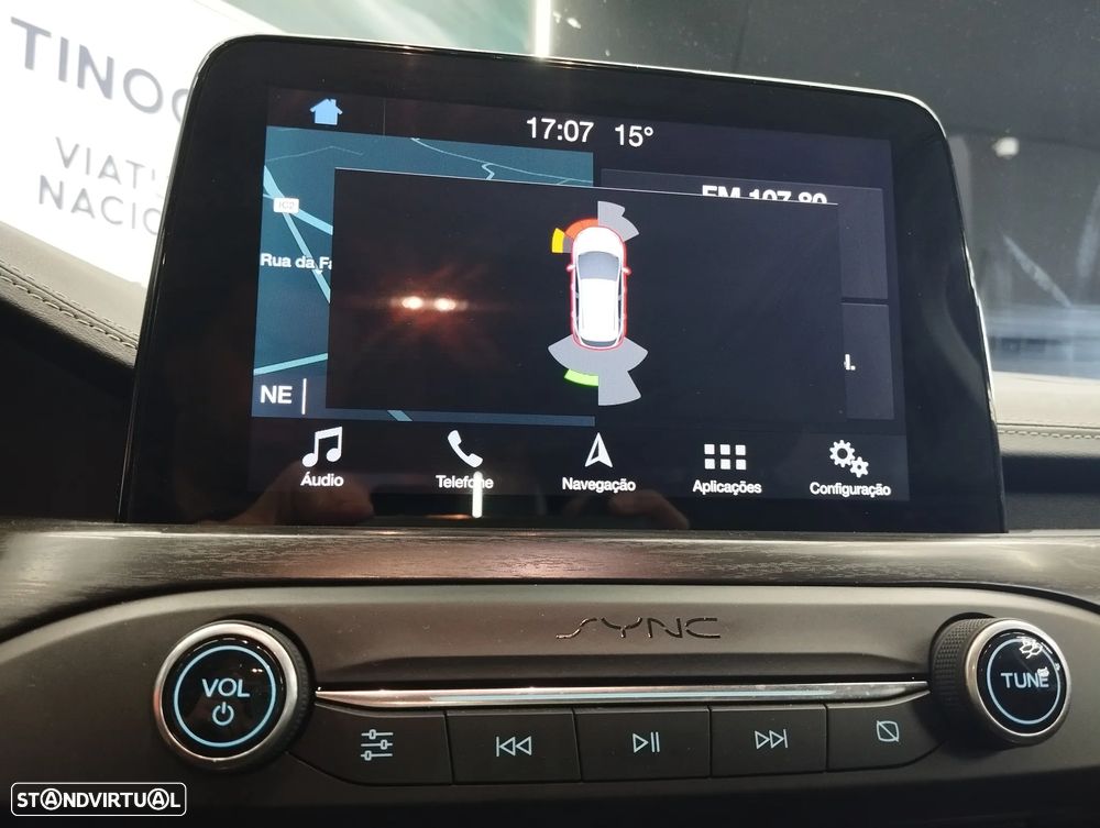 Ford Focus SW 1.0 EcoBoost Vignale - 29