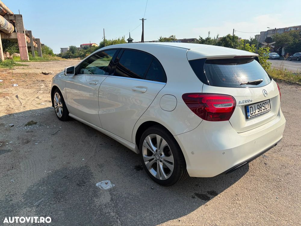 Mercedes-Benz A 200 d 7G-DCT - 8