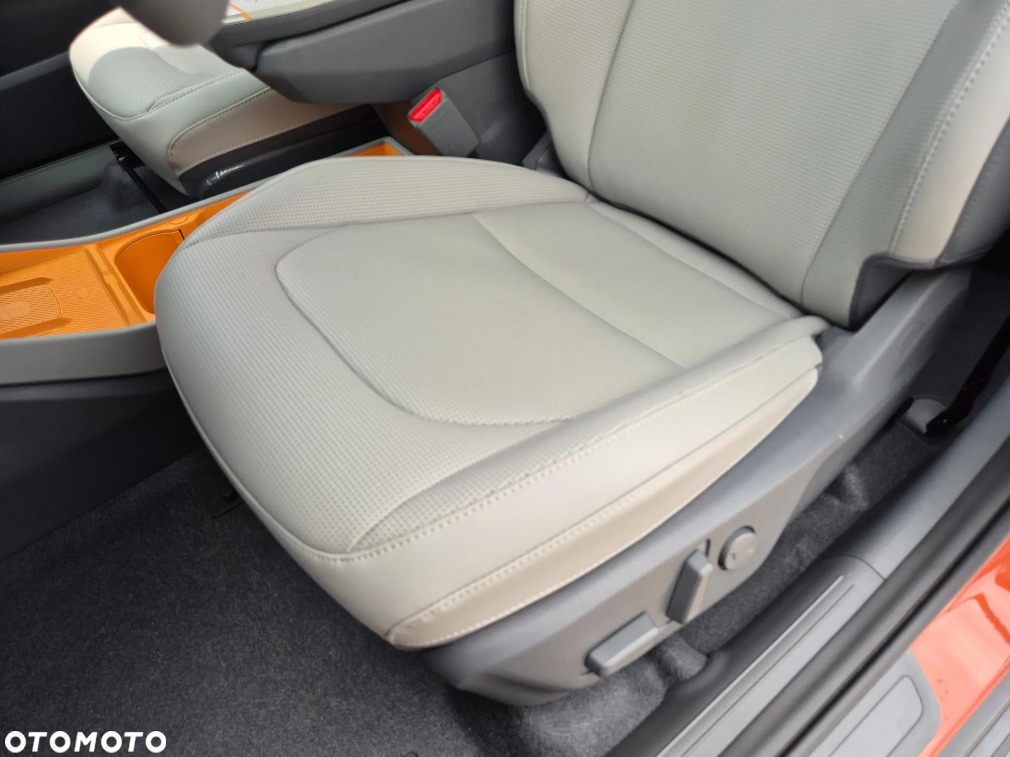 Kia EV3 81.4kWh Business Line - 13