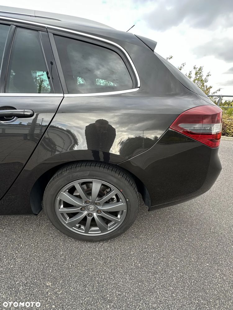 Renault Laguna 2.0 dCi Bose Edition - 13