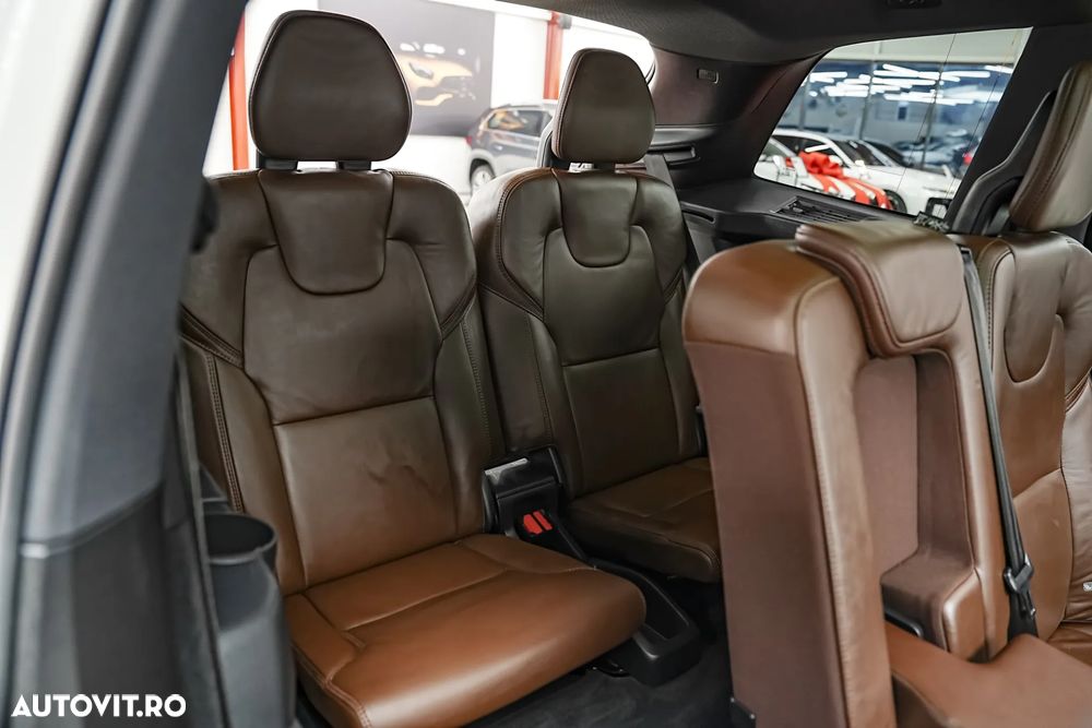 Volvo XC 90 B5 D AWD Geartronic Inscription - 8