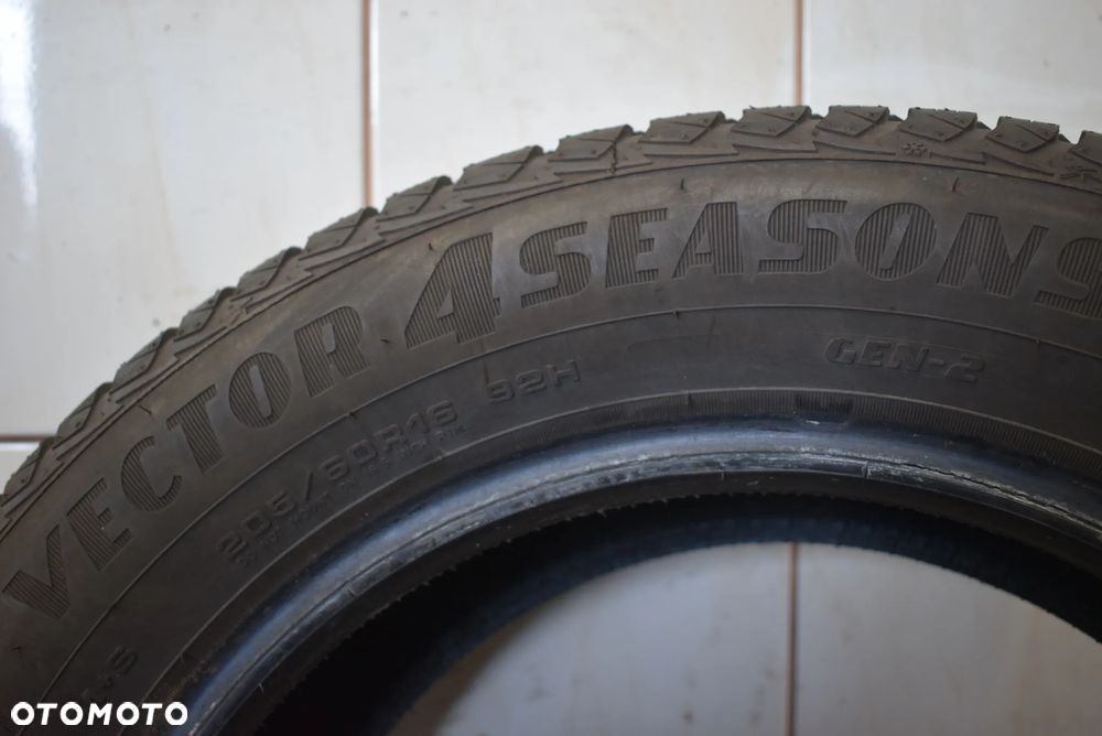 R16 205/60 Goodyear Vector 4Seasons GEN-2 Wysyłka gratis! - 6