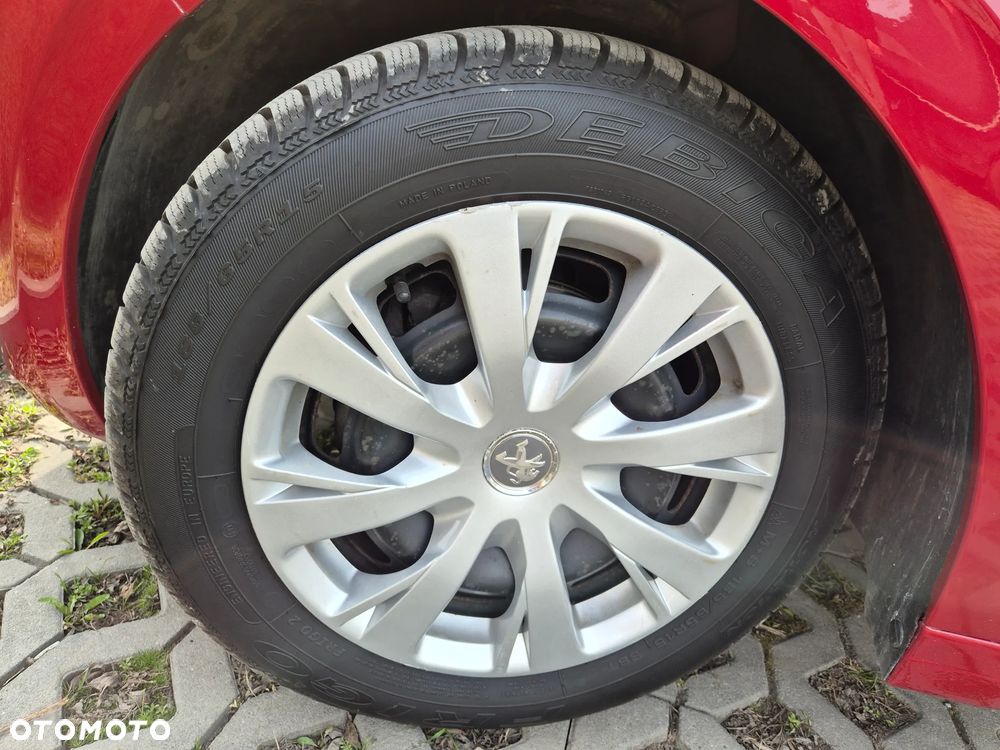 Peugeot 208 1.6 BlueHDi Allure S&S - 18