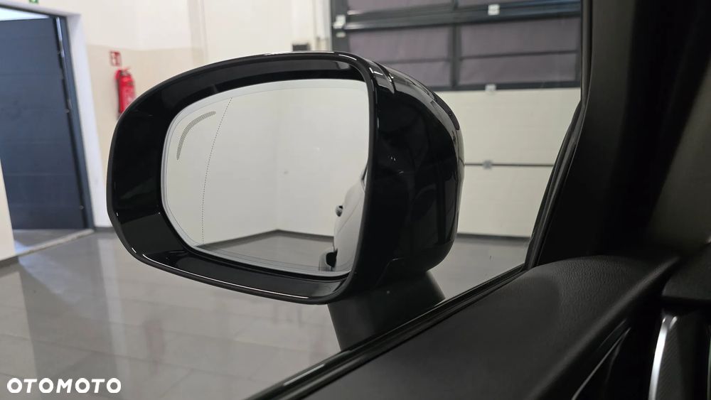Volvo XC 60 B4 D Ultimate Dark - 25