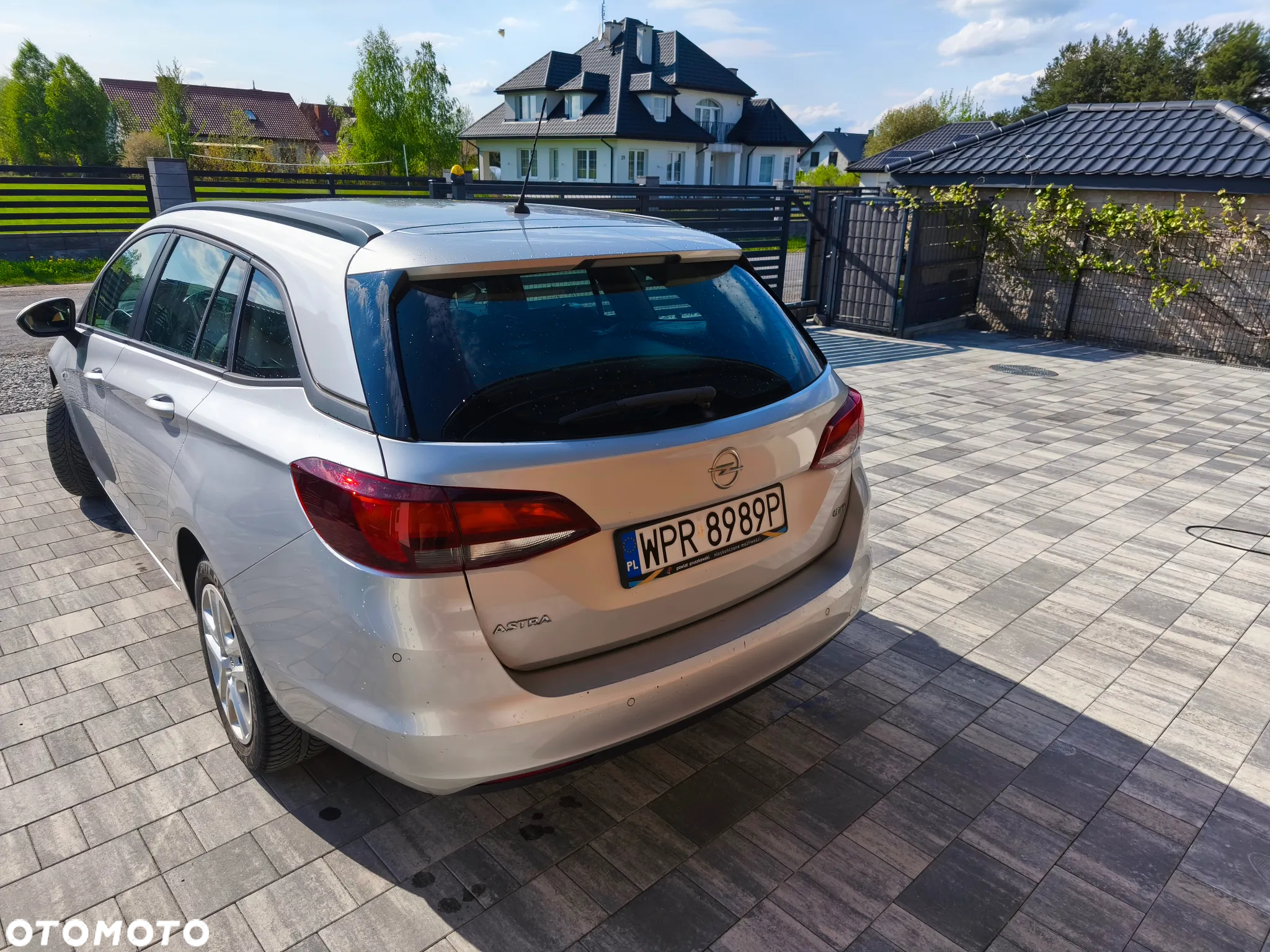 Opel Astra V 1.6 CDTI Enjoy - 4