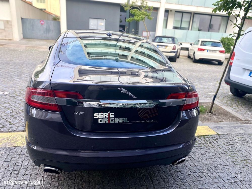 Jaguar XF 2.7 D V6 Premium Luxury - 6