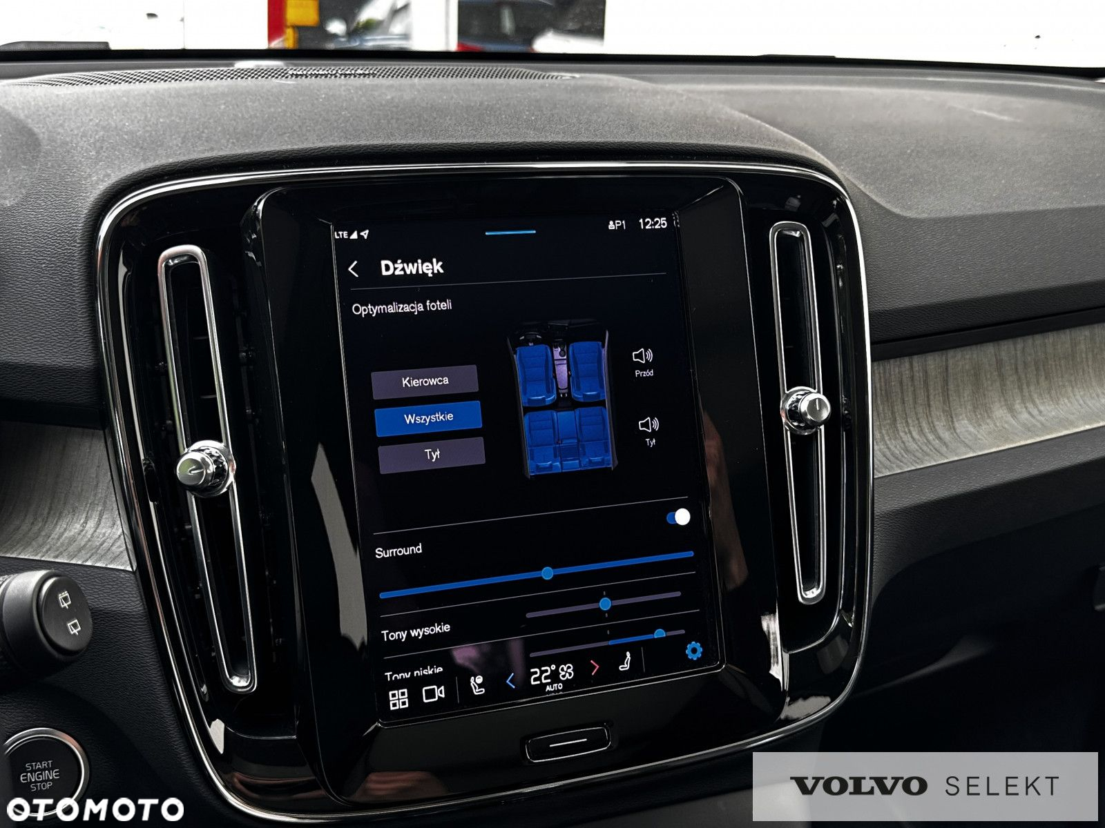 Volvo XC 40 - 35