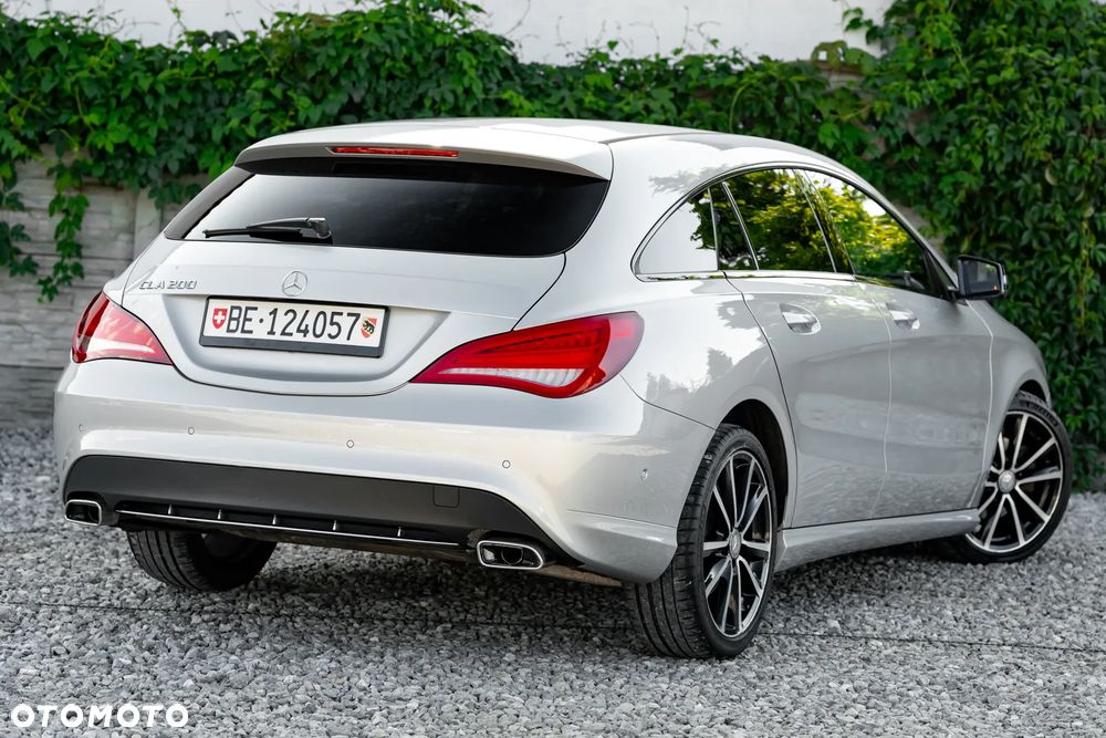 Mercedes-Benz CLA 200 7G-DCT Peak Edition - 9