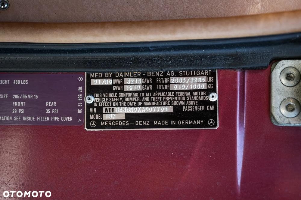 Mercedes-Benz SL - 24