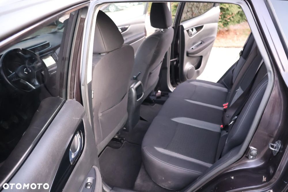 Nissan Qashqai 1.2 DIG-T Acenta EU6 - 7