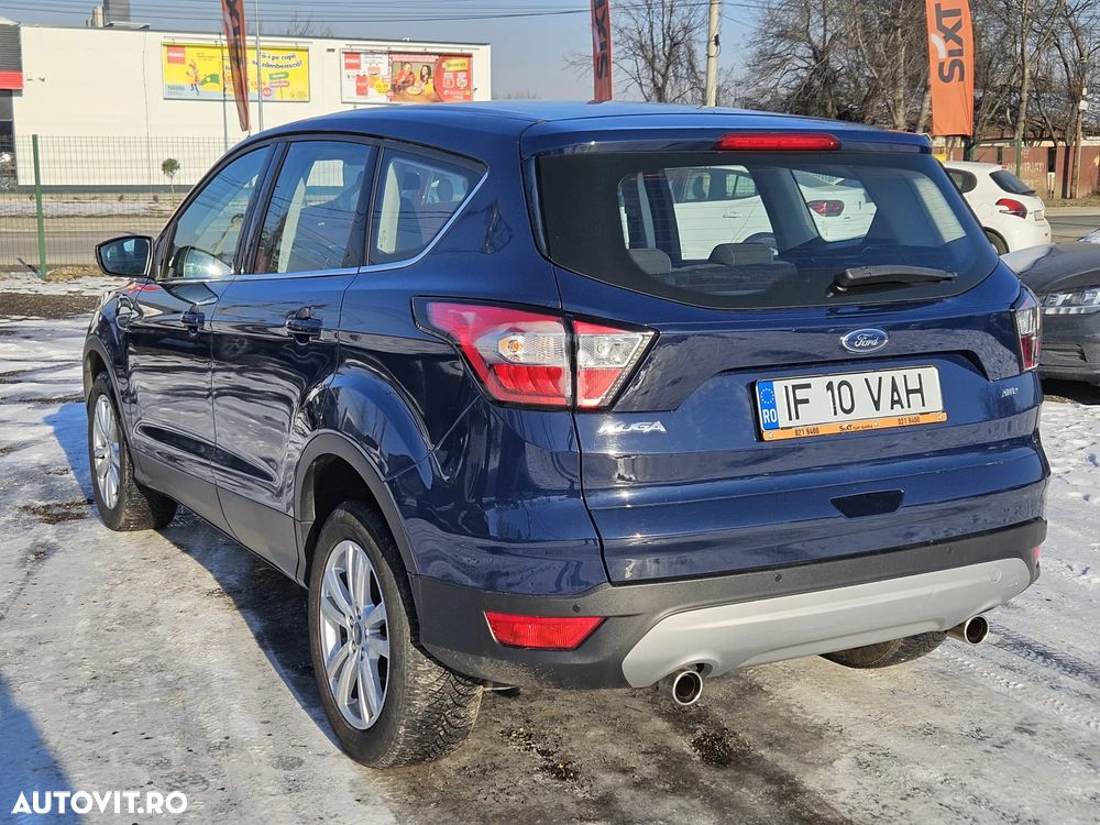 Ford Kuga - 4