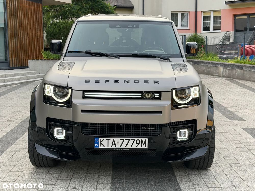 Land Rover Defender 3.0 D300 mHEV X-Dynamic SE - 24