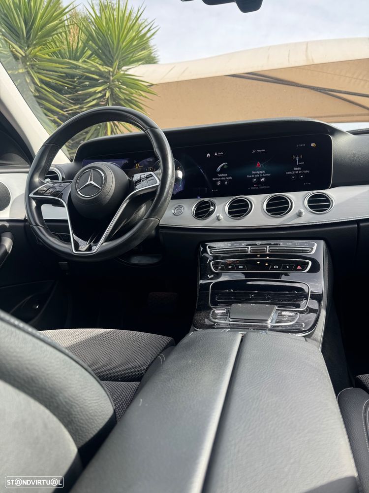 Mercedes-Benz E 300 de 4Matic 9G-TRONIC Avantgarde - 23