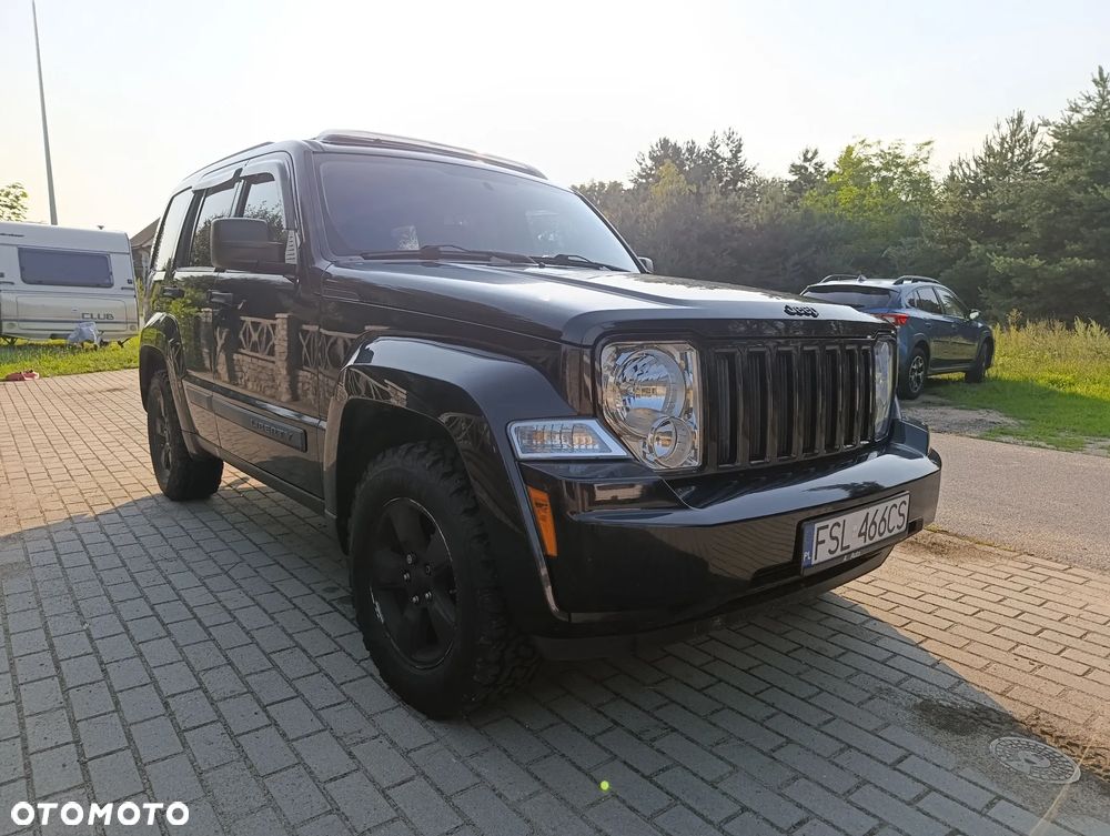 Jeep Liberty - 1