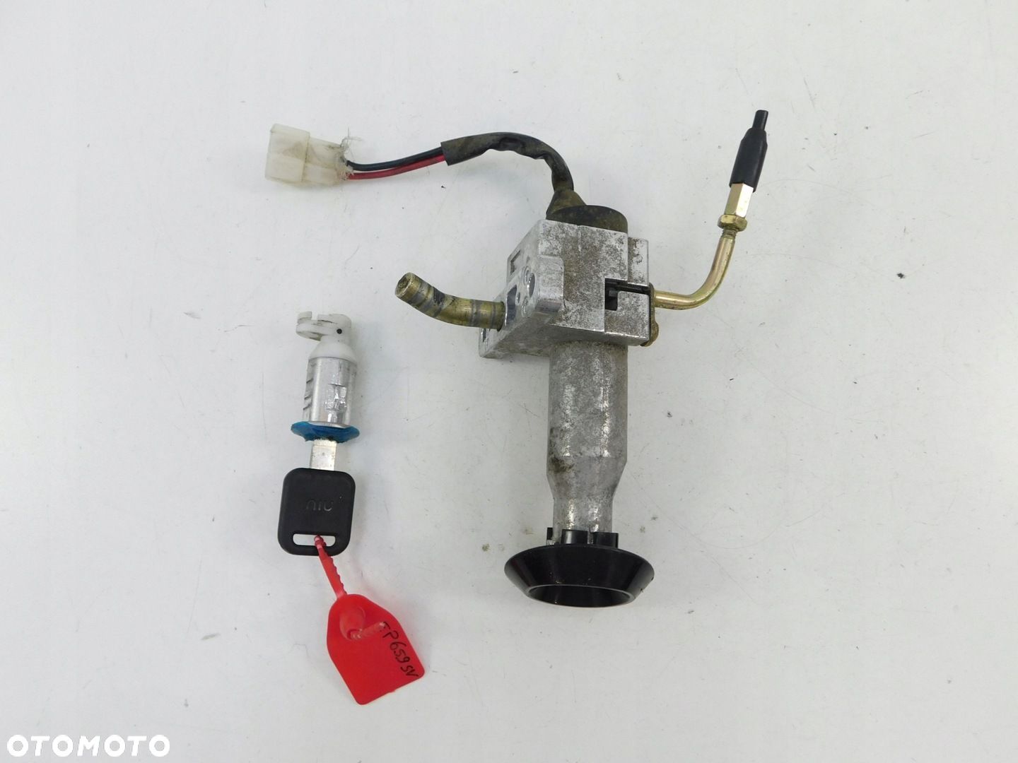 SKUTER ELEKTRYCZNY NIU STACYJKA KLUCZYK ZAMEK - 1