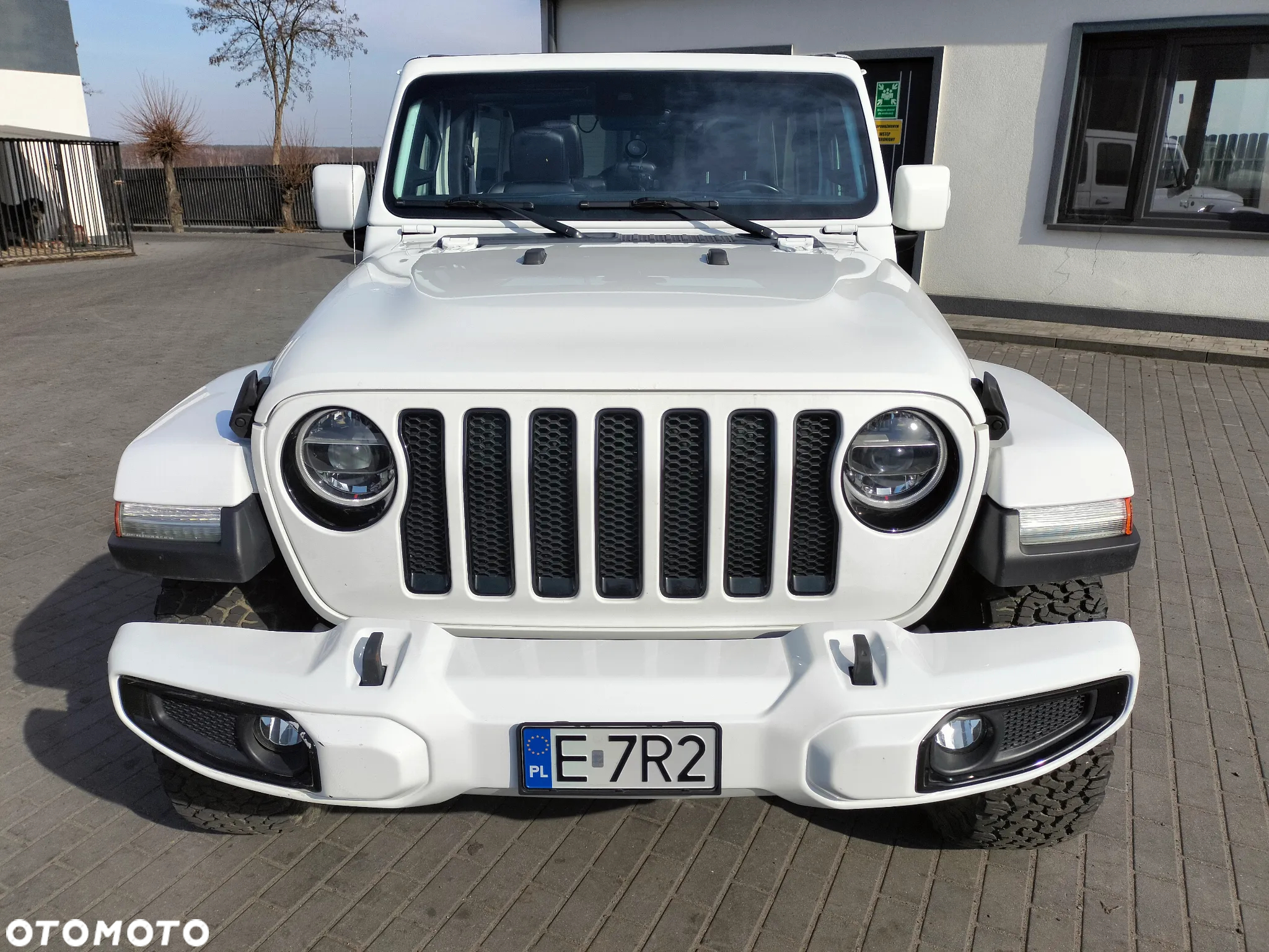 Jeep Wrangler - 5