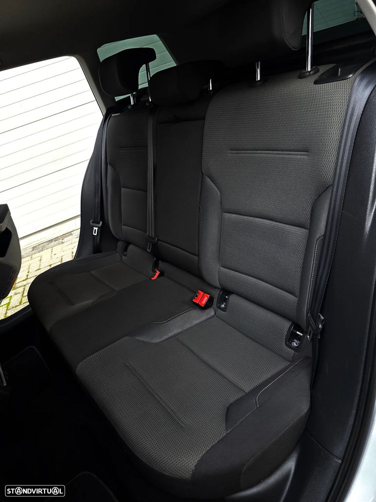 VW Golf Variant 1.6 TDi Highline - 55