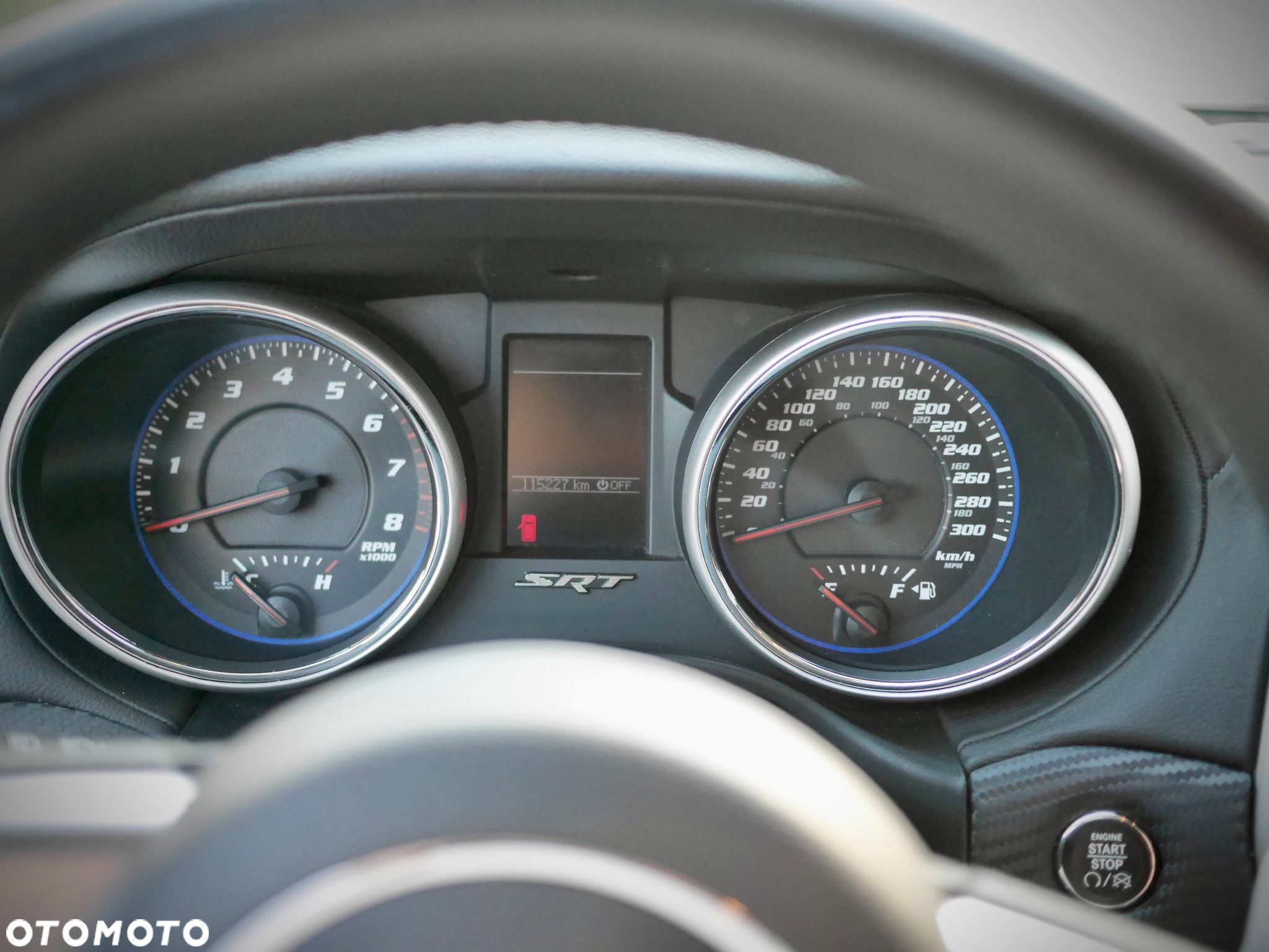 Jeep Grand Cherokee Gr 6.4 V8 SRT8 - 32