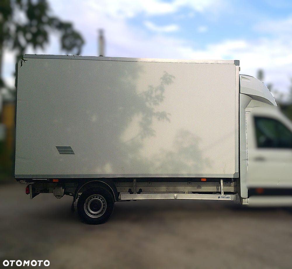Volkswagen Crafter - 1
